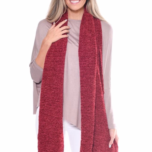 Pom Pom Scarf - Picture 3 of 3